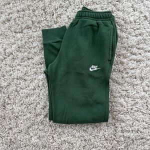 Nike Men’s Sweatpants/joggers Sz Small. “Spartan” green. GUC.